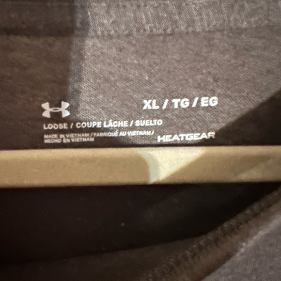 NWOT -MENS XL UNDER ARMOUR SHORT SLEEVE T-SHIRT - Picture 3 of 5